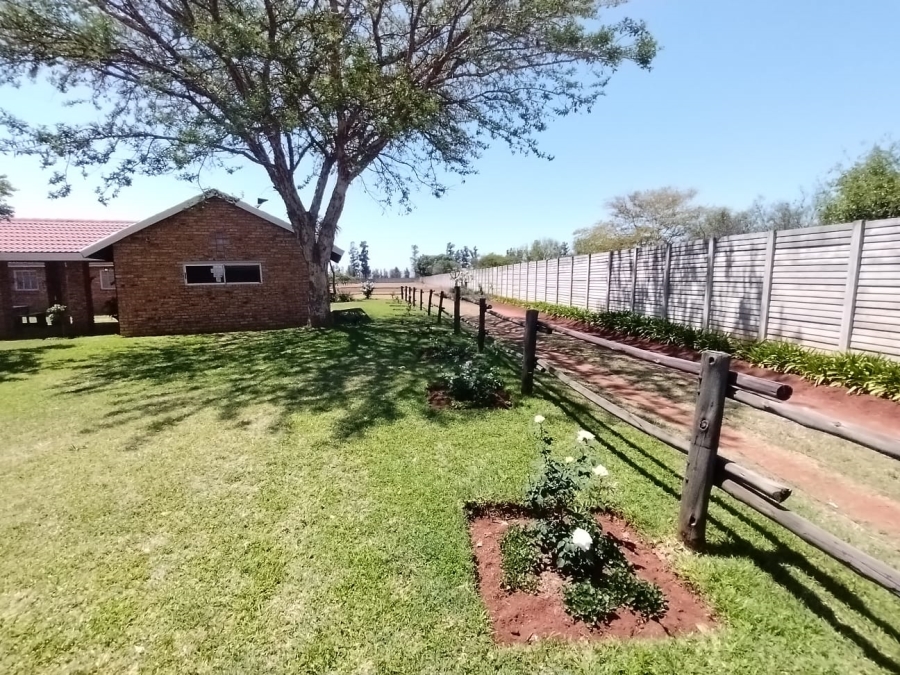 Commercial Property for Sale in Modderfontein AH North West